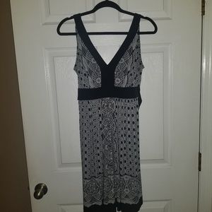 Sleeveless Black and White dress